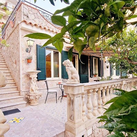 Donna Rosa - Your Home In تاورمينا المظهر الخارجي الصورة