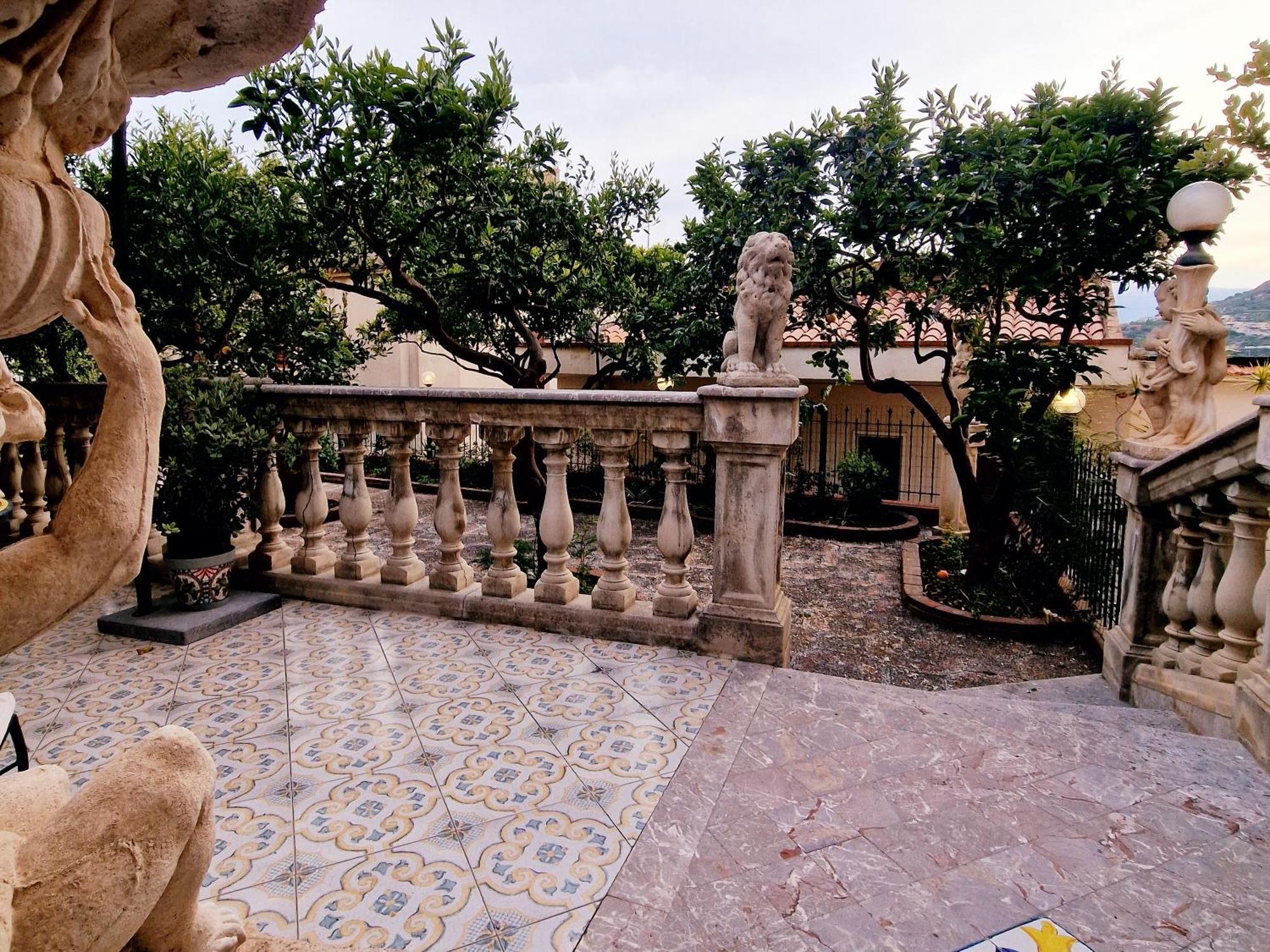 Donna Rosa - Your Home In تاورمينا المظهر الخارجي الصورة